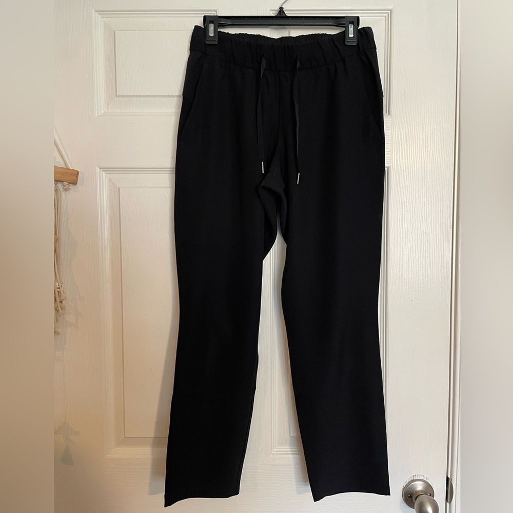 Lululemon Women’s On The Fly Black Pants Size 6